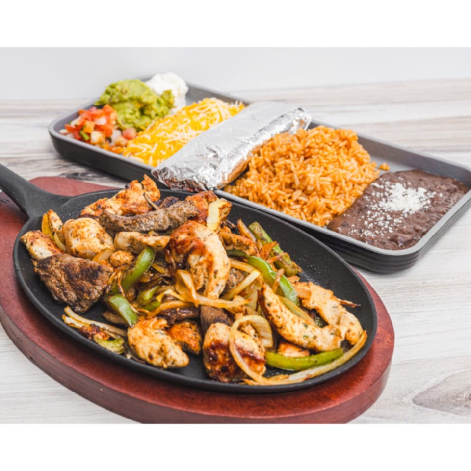 Catering Made Simple for Any Crowd 